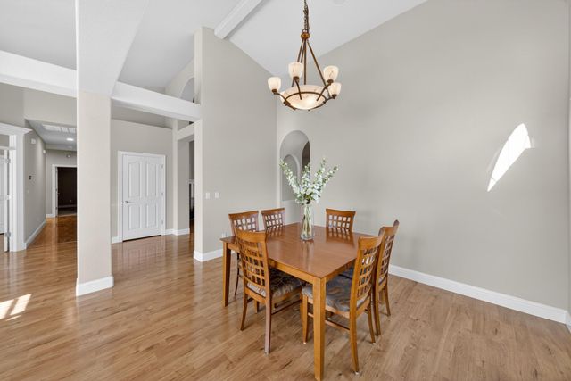 4174 Winter Green Court, Redding, CA 96001