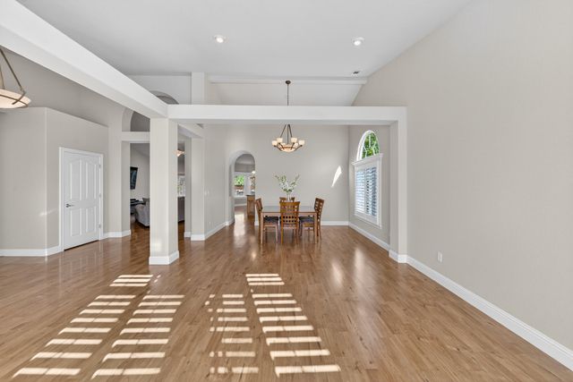 4174 Winter Green Court, Redding, CA 96001