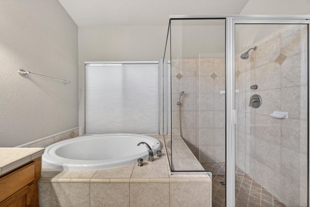 4174 Winter Green Court, Redding, CA 96001