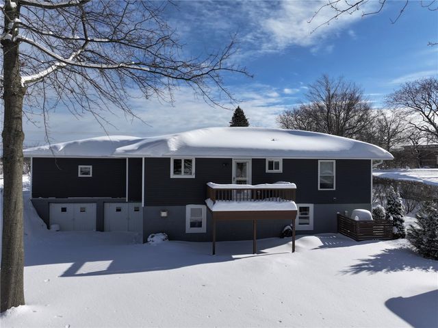 7497 Lake Avenue, Williamson, NY 14589