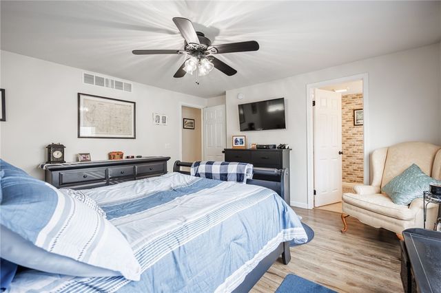 7497 Lake Avenue, Williamson, NY 14589