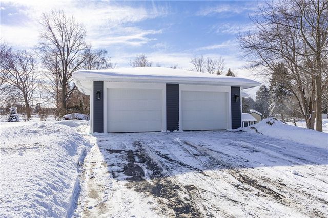 7497 Lake Avenue, Williamson, NY 14589