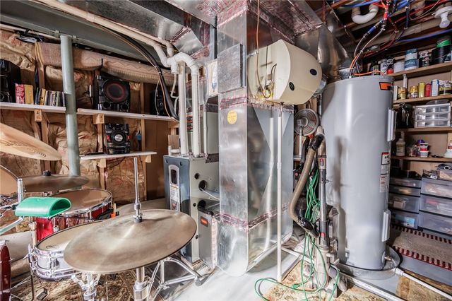 7497 Lake Avenue, Williamson, NY 14589