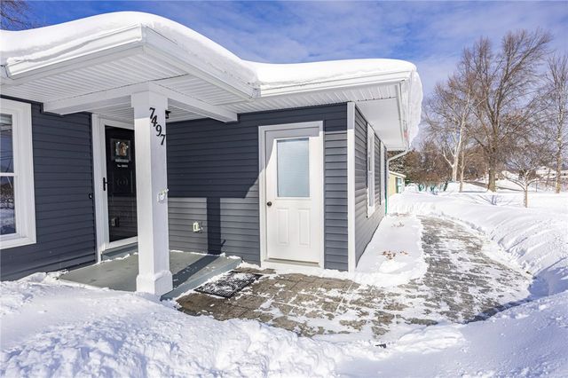 7497 Lake Avenue, Williamson, NY 14589