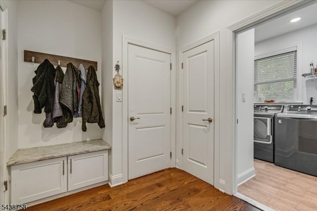19 Erskine Dr, Morristown Town, NJ 07960