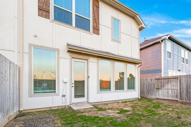 5703 Foggy Vine Court, Fulshear, TX 77441