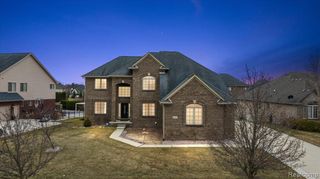 16348 Via Montella, Macomb, MI 48042