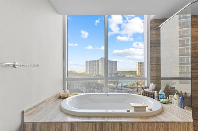 16001 Collins Ave 506, Sunny Isles Beach, FL 33160