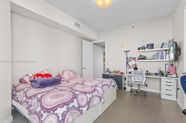 16001 Collins Ave 506, Sunny Isles Beach, FL 33160