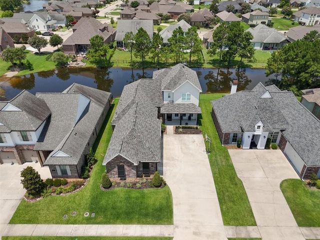 5842 WEEPING WILLOW Drive, Lake Charles, LA 70605