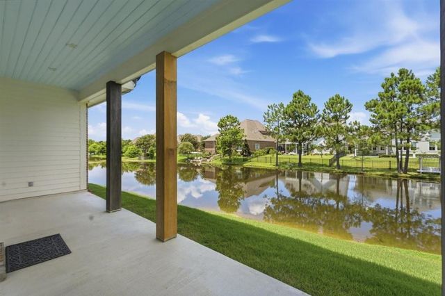 5842 WEEPING WILLOW Drive, Lake Charles, LA 70605