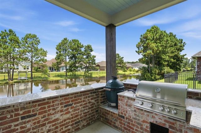 5842 WEEPING WILLOW Drive, Lake Charles, LA 70605
