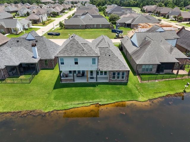 5842 WEEPING WILLOW Drive, Lake Charles, LA 70605