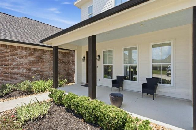 5842 WEEPING WILLOW Drive, Lake Charles, LA 70605