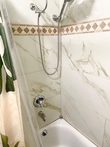 8749 NW 39th Street, Sunrise, FL 33351