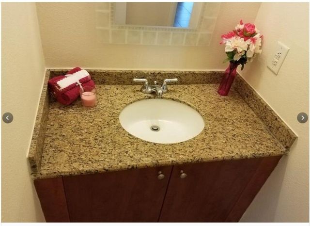 8749 NW 39th Street, Sunrise, FL 33351