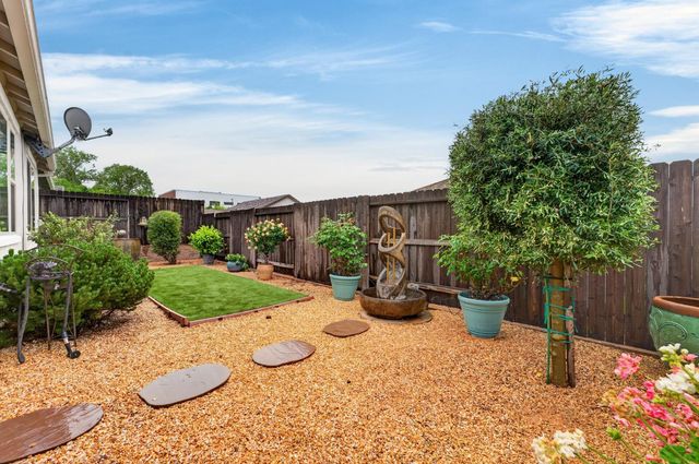 8552 Avelin Pl, El Dorado Hills, CA 95762