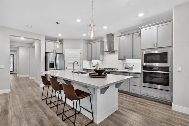 8552 Avelin Pl, El Dorado Hills, CA 95762