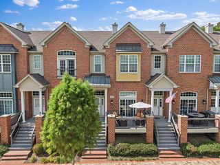 420 N Harrison Street, Algonquin, IL 60102