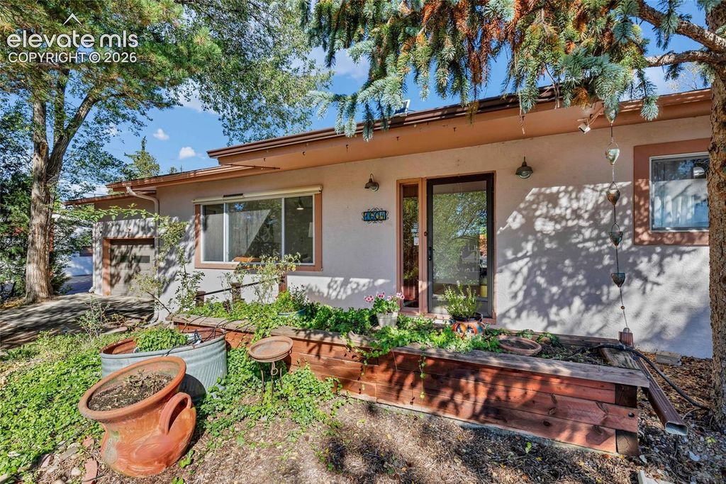 1604 Westmoreland Road, Colorado Springs, CO 80907 — exterior
