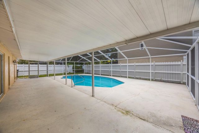 16132 COUNTRY CROSSING DRIVE, Tampa, FL 33624