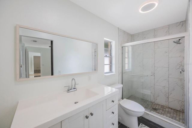 16132 COUNTRY CROSSING DRIVE, Tampa, FL 33624