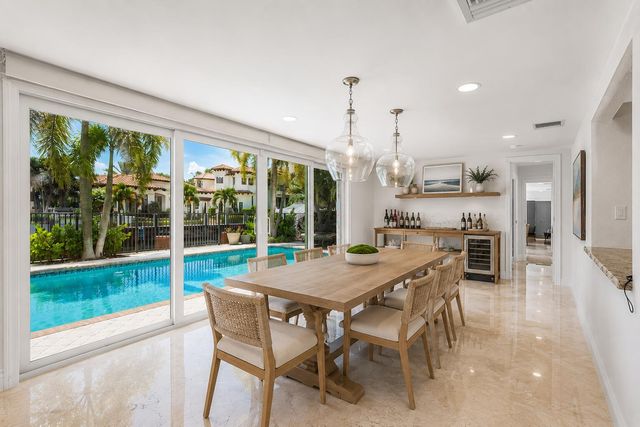4230 NE 24th Avenue, Lighthouse Point, FL 33064