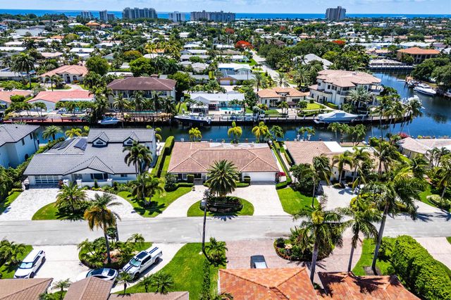 4230 NE 24th Avenue, Lighthouse Point, FL 33064