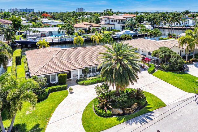 4230 NE 24th Avenue, Lighthouse Point, FL 33064