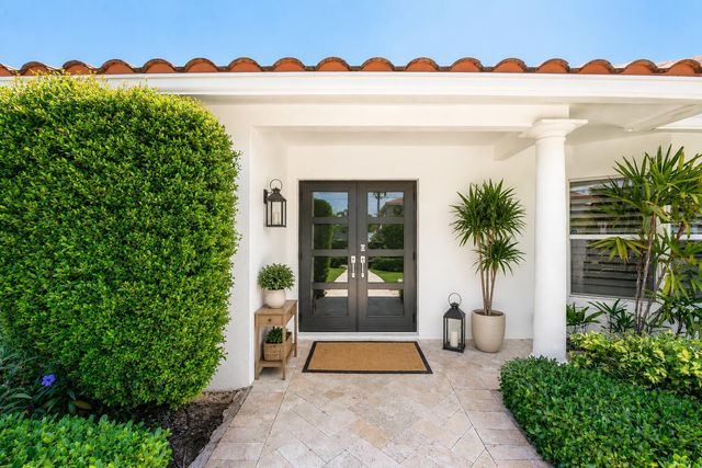 4230 NE 24th Avenue, Lighthouse Point, FL 33064