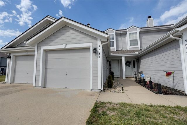 5833 Plantation Lane 199B, Lee's Summit, MO 64064