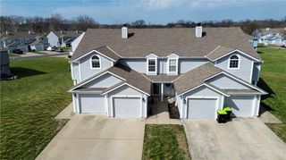 5833 Plantation Lane 199B, Lee's Summit, MO 64064