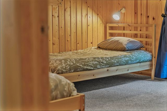 525 E Oak, Leland, MI 49654