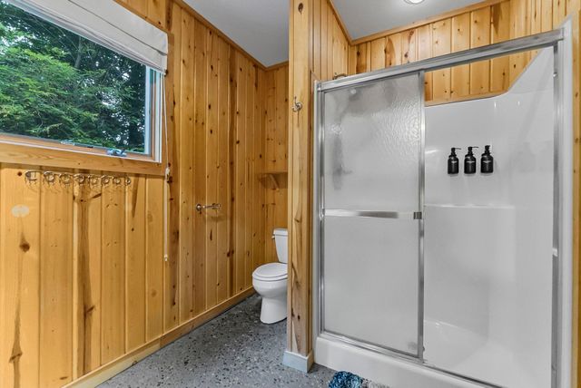 525 E Oak, Leland, MI 49654