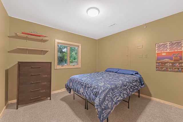 525 E Oak, Leland, MI 49654