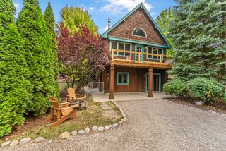 525 E Oak, Leland, MI 49654