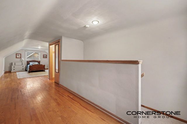 874 Beechwood Street NE, Grand Rapids, MI 49505