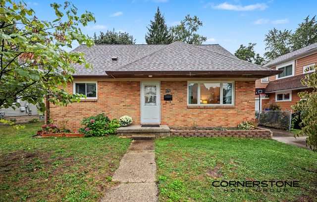 874 Beechwood Street NE, Grand Rapids, MI 49505