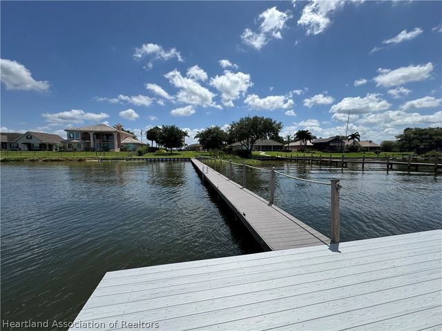 551 Sunset Pointe Drive, Lake Placid, FL 33852