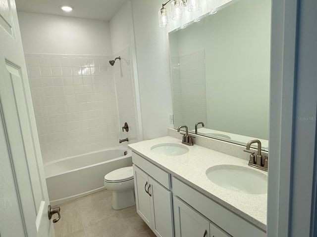 498 WINSOME ALLEY, Groveland, FL 34736