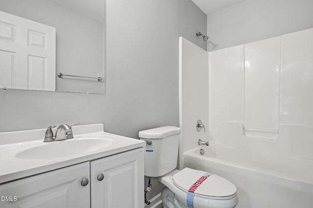 2826 Herndon Village Way, Raleigh, NC 27610