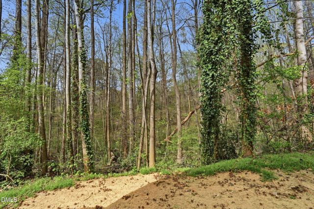 2826 Herndon Village Way, Raleigh, NC 27610