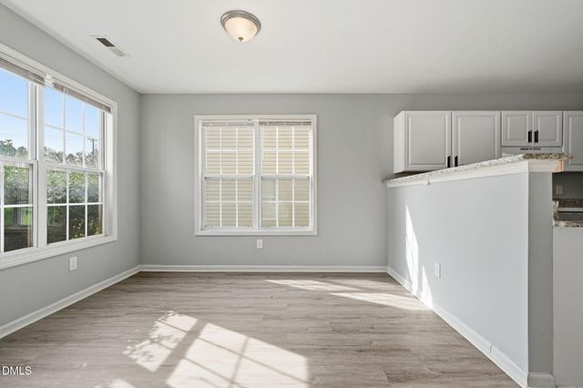 2826 Herndon Village Way, Raleigh, NC 27610