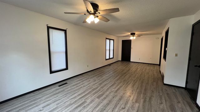 500 S Johnson Street, Charles City, IA 50616