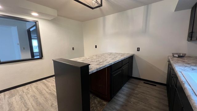 500 S Johnson Street, Charles City, IA 50616