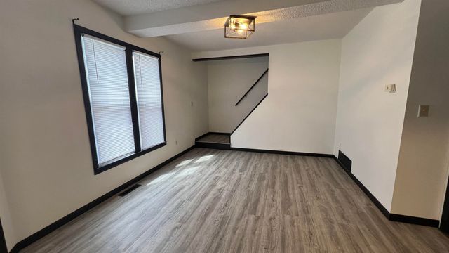 500 S Johnson Street, Charles City, IA 50616