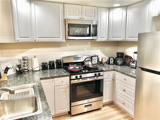 30322 Live Oak Road, Running Springs, CA 92382