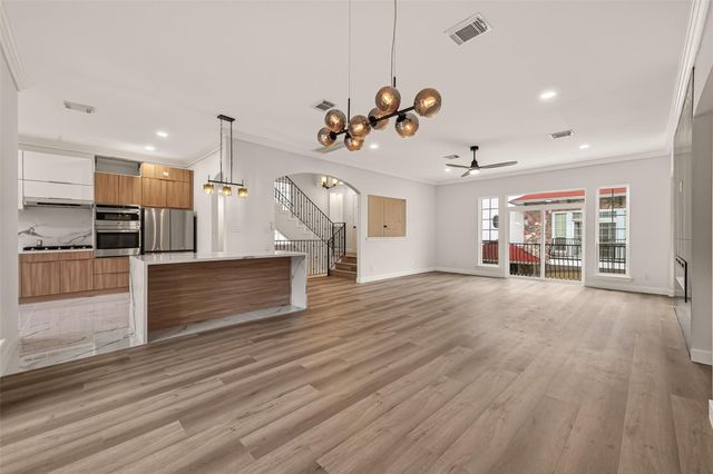 3019 Falls At Fairdale, Houston, TX 77057