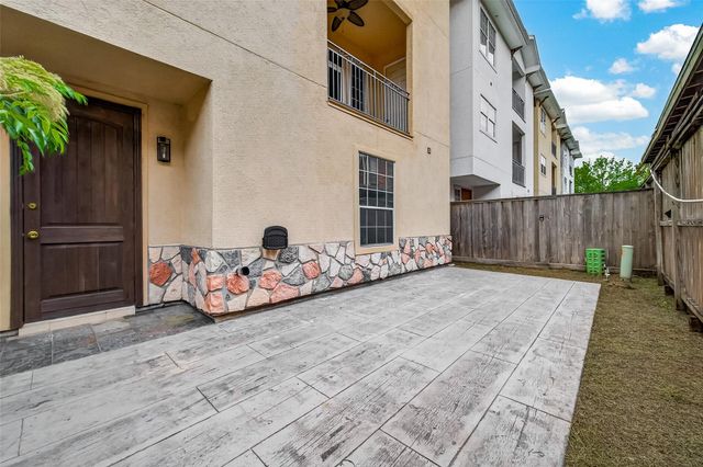 3019 Falls At Fairdale, Houston, TX 77057