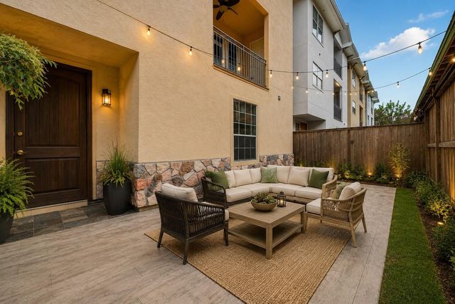 3019 Falls At Fairdale, Houston, TX 77057